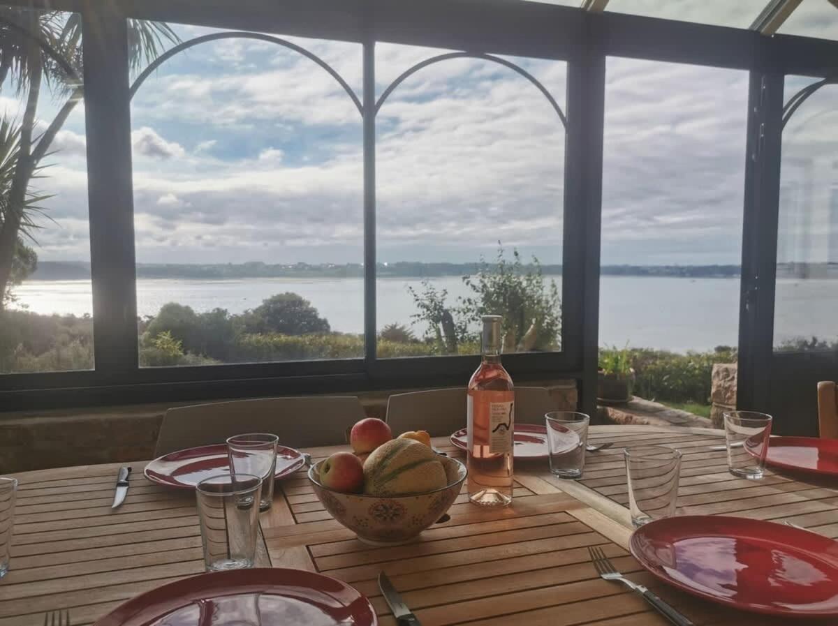 Kermartin - Maison De Famille Avec Vue Sur La Baie De Morlaix Plouézocʼh Buitenkant foto